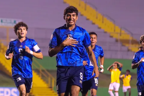 La Selección Sub-17 de El Salvador está a un paso de darle la alegría que tanto espera la afición