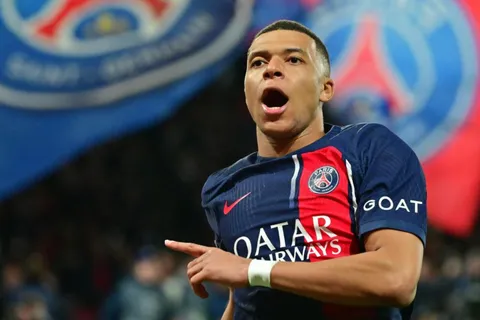 Oficial: Fabrizio Romano confirmó el futuro de Kylian Mbappé en PSG
