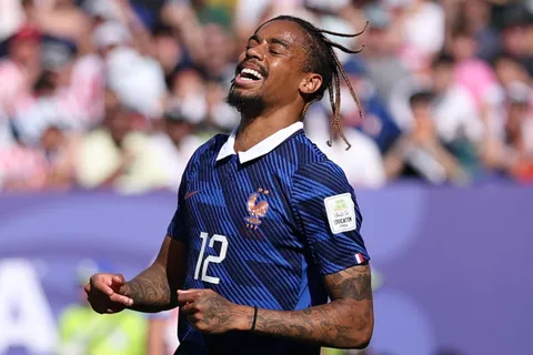 ¿Por qué Bradley Barcola no juega hoy con Francia vs. Marruecos por el Mundial 2026?