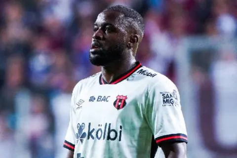 Joel Campbell defendió el juego de Alajuelense contra Herediano. (Teletica Deportes)