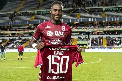 Aubrey David dijo adiós a Saprissa, cruzó la acera y ya se entrenó con Alajuelense