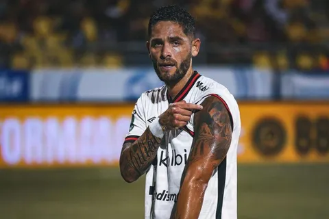 Jonathan Moya corre riesgo con este juvenil.