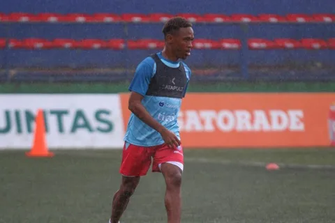 El legionario que sueña con jugar para la Selección de Honduras