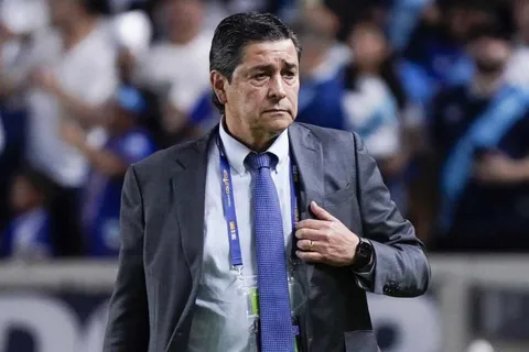 Luis Fernando Tena en vilo: Guatemala recibe la noticia que enciende las alarmas rumbo al Mundial 2026