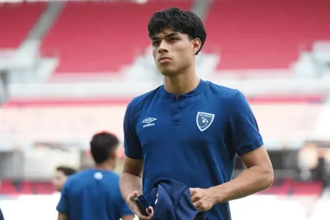 Lo celebra Luis Fernando Tena: Olger Escobar da el salto que tanto se esperaba en Guatemala