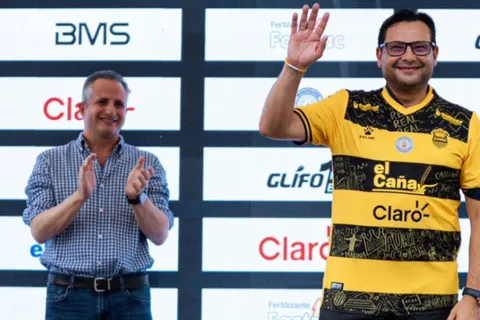 Jeaustin Campos: Real España no esperará y ya tomó su decisión sobre el DT