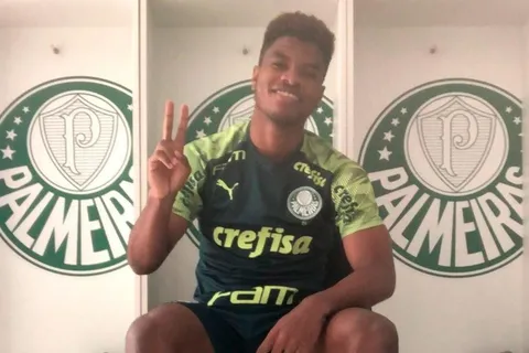 Newton Williams firma con el Palmeiras de Brasil