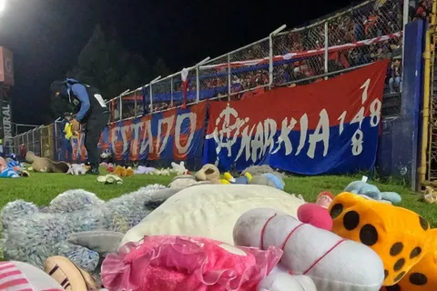 Lluvia de peluches en el Mario Camposeco: la razón detrás de esta campaña en el duelo de Xelajú ante Cobán Imperial