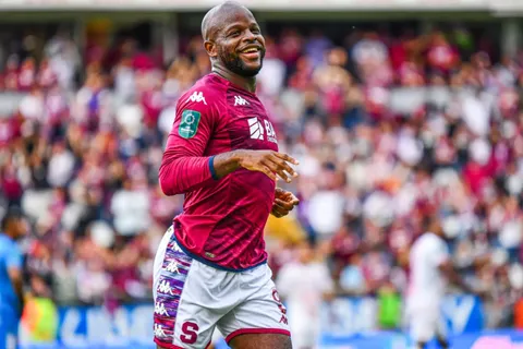 El secreto de Javon East que comparte con Alajuelense
