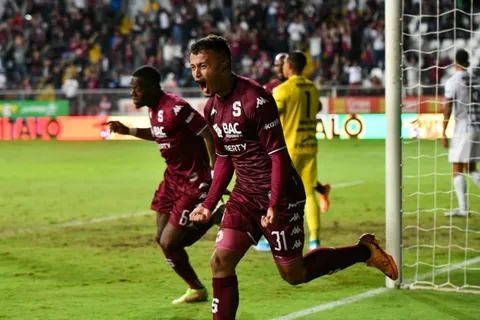Desde el banquillo llegó la remontada y el triunfo para Saprissa