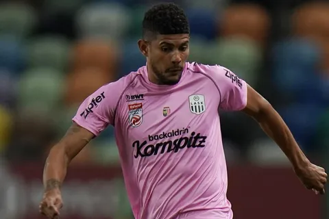 Europa League: LASK de Andrés Andrade se mete en Fase de Grupos