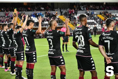 Concacaf se rindió ante un jugador del Deportivo Saprissa