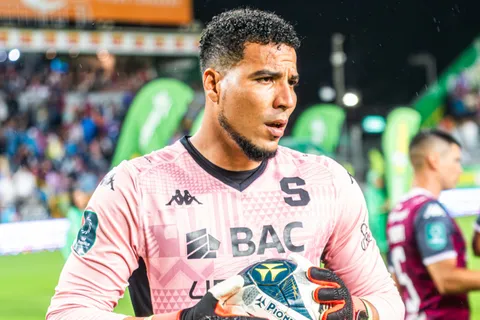 Piden la salida de José Giacone de Saprissa y Esteban Alvarado sorprende con su declaración: “La afición manda”