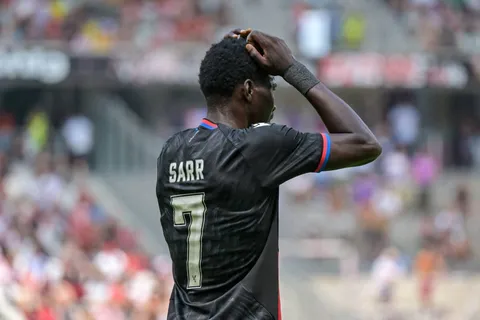 Liverpool se acercó por Ismaila Sarr, pero Crystal Palace rechazó su cifra y no recibió otra oferta