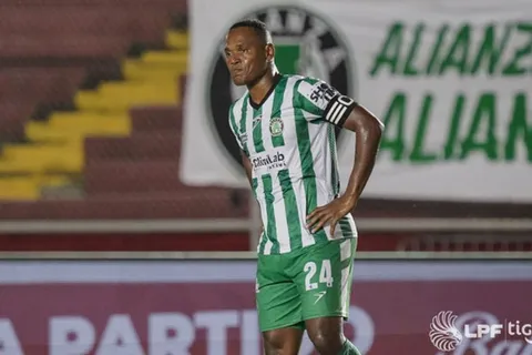 "Bombo" Medina guía al Alianza FC a la ronda de semifinales del Torneo Apertura