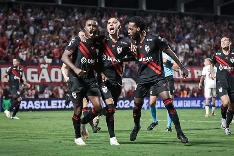 El gol no alcanzó y se fue: el mal momento que vive Joel Campbell en Brasil