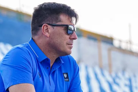 El debut de Juan Cruz Real con Nicaragua sería ante una Campeona del Mundo