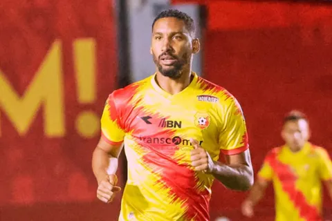 Marcel Hernández tiene fecha de salida: la decisión que ni Jafet Soto pudo modificar en Herediano