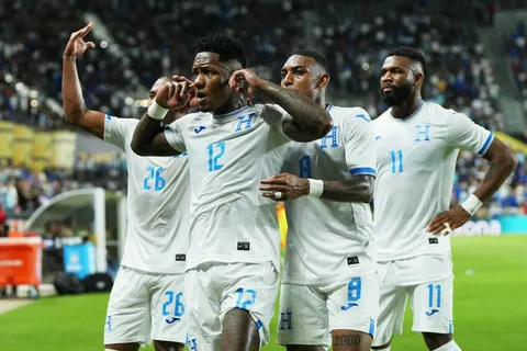 Lo que necesita Honduras para clasificar a cuartos de final de Copa Oro 2025 tras vencer a El Salvador