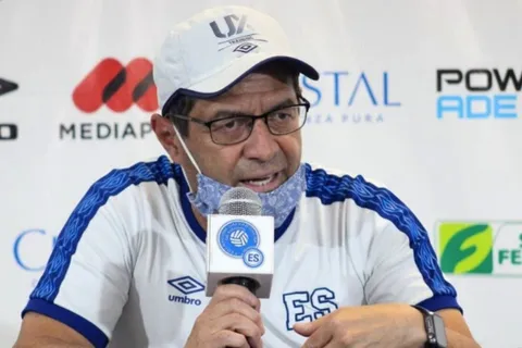 Hugo Pérez afirma que hará cambios en la convocatoria