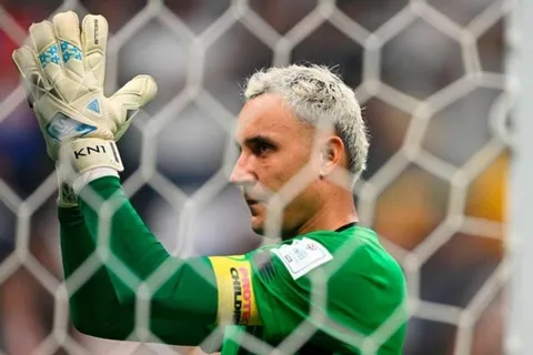 Oficial: Keylor Navas es nuevo jugador del Nottingham Forest de la Premier League