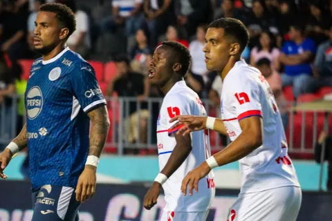 Así quedó la tabla de posiciones del Clausura tras el triunfo de Olimpia sobre Motagua en el Clásico