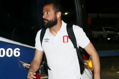 Edrick Menjívar impacta a todo Olimpia señalando a los jugadores que deben salir del club