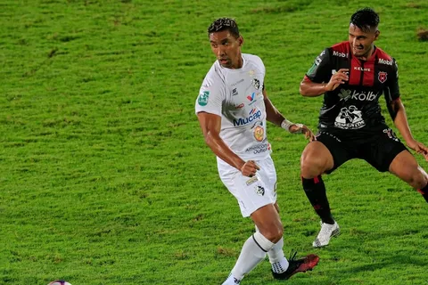 Presidente del Alajuelense confirma la fecha en la que venderán a Marcel Hernández