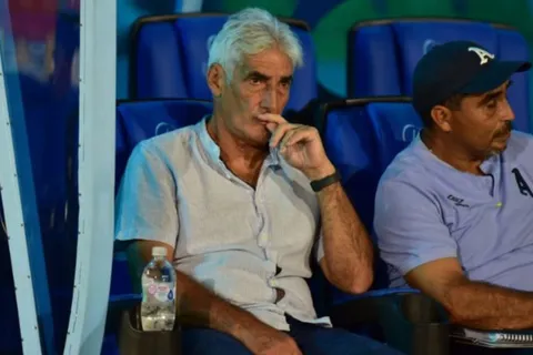 “No soportaron la presión”: Ernesto Corti señala a los jugadores de Alianza luego de su sorpresiva renuncia