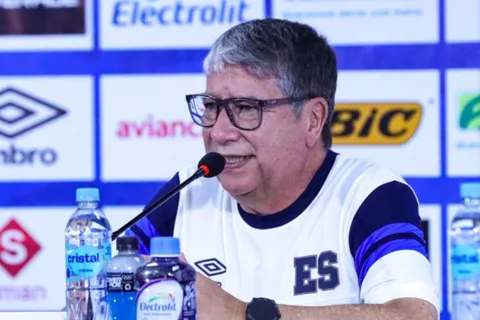 El Bolillo Gómez tendrá el regreso de una de las figuras de la Selección de El Salvador