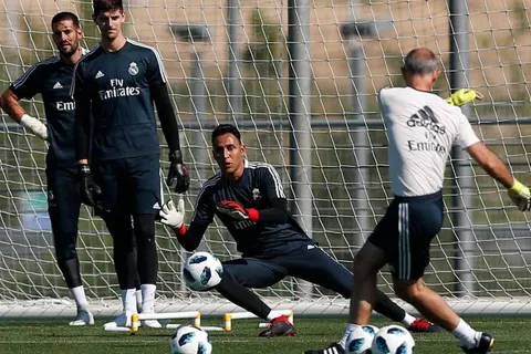 Lopetegui no despeja la duda del arco en Madrid