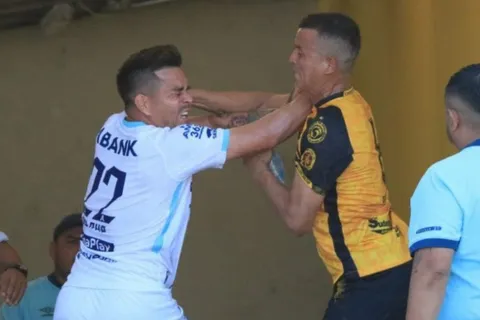 Rodolfo Zelaya y Ronald Padilla recibieron fuerte sanción