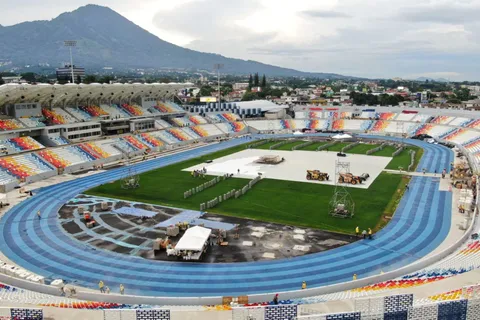Ya hay rival para inaugurar el Estadio Mágico González. (Foto: Diario de El Salvador)