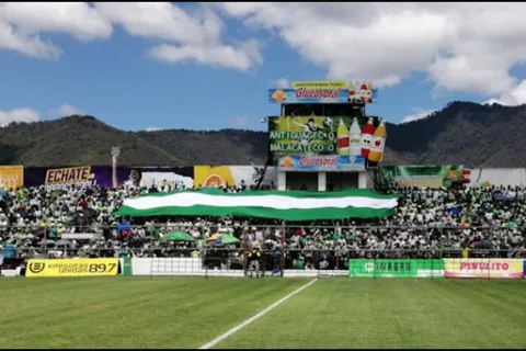 Antigua pone 2 x 1 en las entradas para recibir al Forge FC