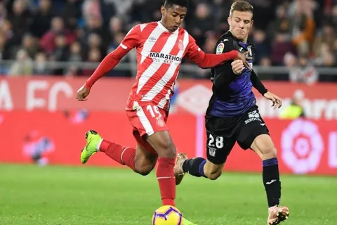 Choco Lozano regresó en agrio empate de Girona