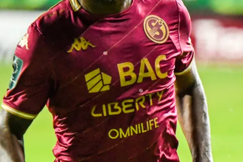 Saprissa lo dejó ir, llegó hace días a su nuevo equipo y ahora podría volver a cambiar de club: "Oferta"