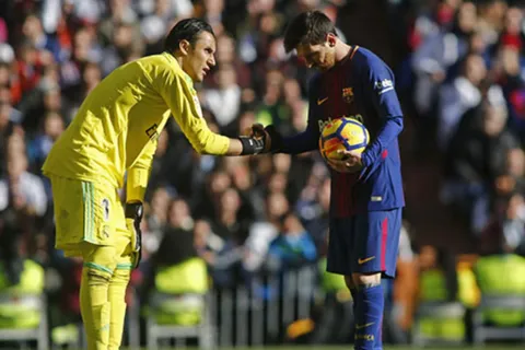 ¡No es Messi! El jugador que más ha sufrido Keylor Navas como rival