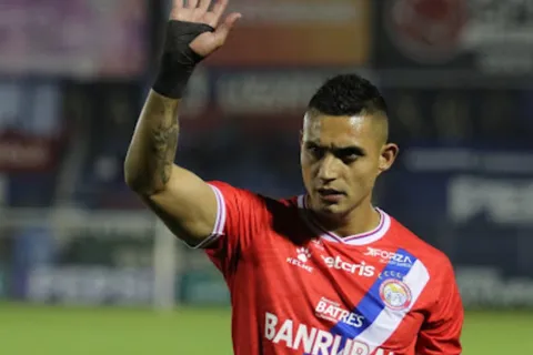 Jorge Aparicio lanza fuerte acusación contra el arbitraje de Guatemala