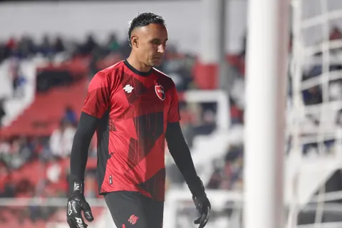 “No depende de mí”: Newell’s acepta la salida de Keylor Navas para jugar el Mundial de Clubes