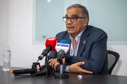 Roberto Artavia habló del mercado de Saprissa.