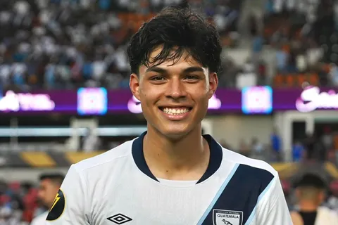 seleccion de guatemala-olger escobar