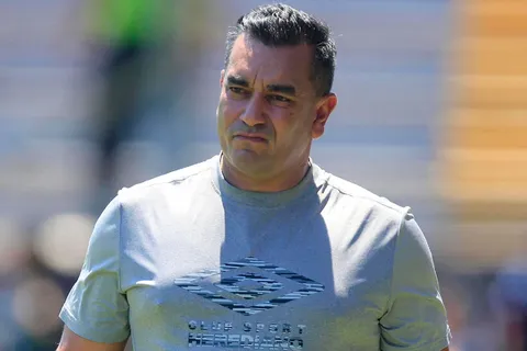 Lo que Saprissa quería: José Giacone saca su ADN Morado y carga contra Alajuelense