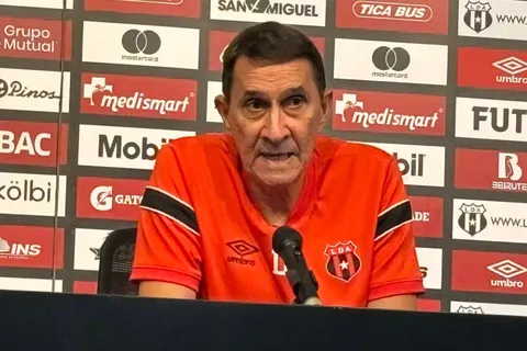 Guimaraes tiene un refuerzo sorpresa para cubrir las bajas en Alajuelense