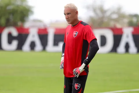 Inconveniente en puerta: Keylor Navas toma una decisión que Newell's hubiese preferido evitar