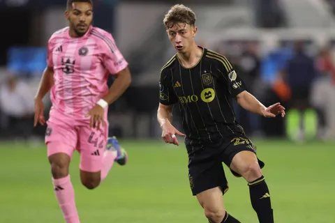 El Salvador, expectante: Nathan Ordaz se acerca a la bomba del mercado de fichajes que jamás imaginó.