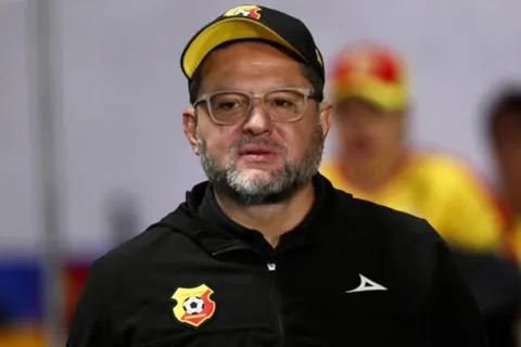 Jafet Soto acelera por un exjugador de Alajuelense que quiere Walter Centeno en Herediano