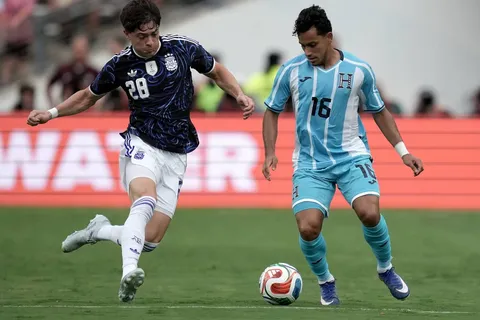 Edwin Rodríguez queda descartado ante Surinam y Honduras no forzará su regreso