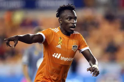 Equipo de la Ligue 1 de Francia ofrece 2.8 millones por Alberth Elis