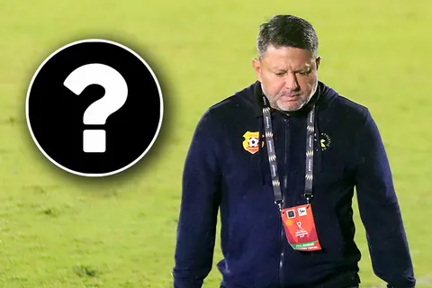 Primero fue Fernán Faerron, después Andy Rojas y ahora Jafet Soto está a punto de perder otro jugador