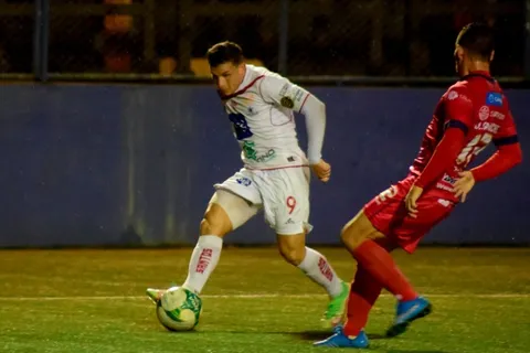 El parón de noviembre cargó de goles la jornada 20 del torneo costarricense
